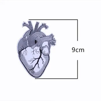 10vnt 9x6.5cm Poliesteris Išsiuvinėti Geležies Pleistrai Appliques (Su Klijais Atgal) Plaukiojančioms priemonėms, Juoda Anatomines Žmogaus Širdies formos Skydus,